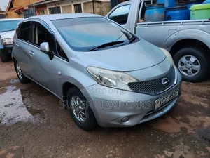 Nissan Note 2013 Silver