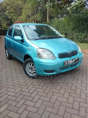 Toyota Vitz 2002 Blue