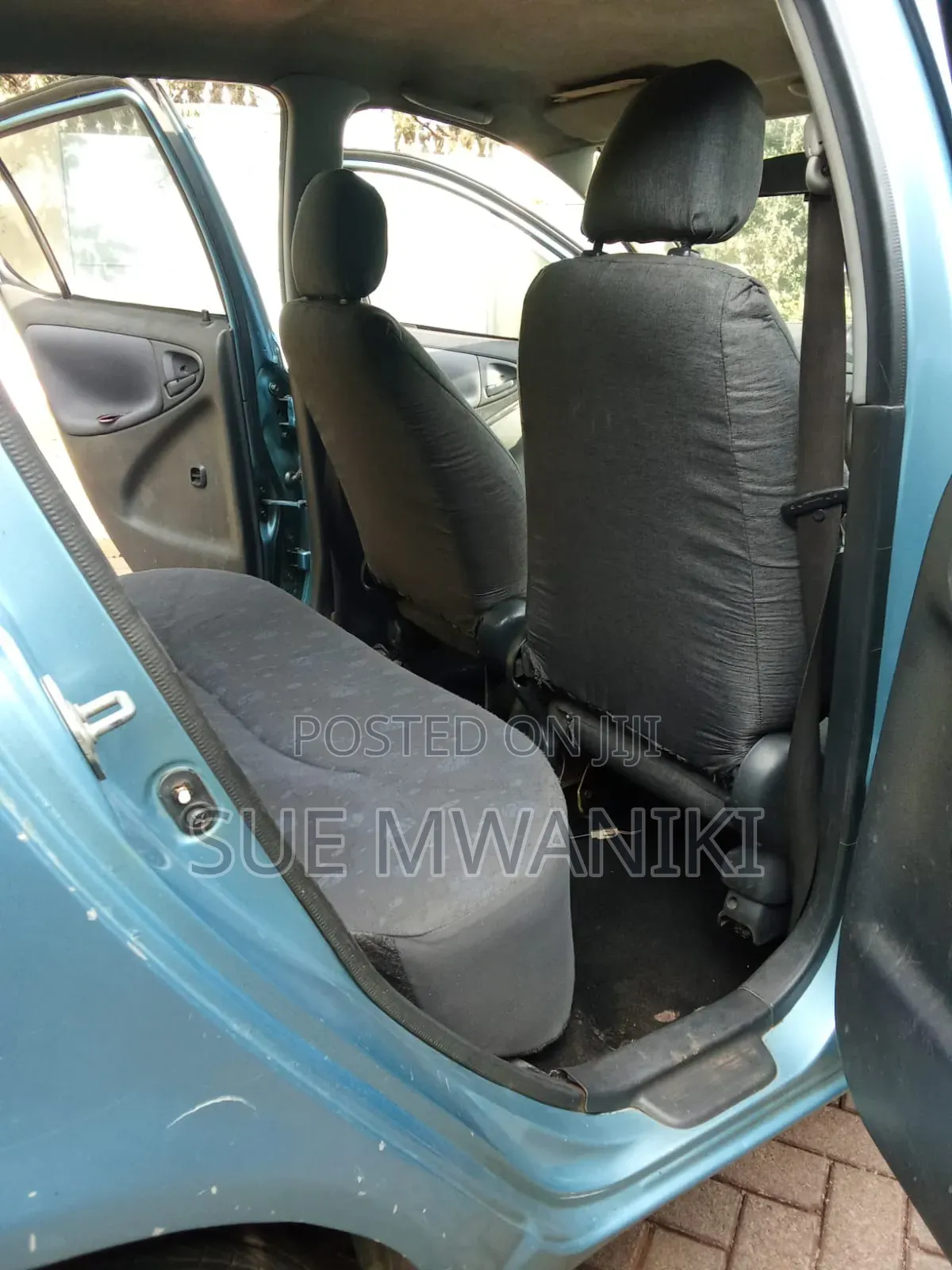 Toyota Vitz 2002 Blue