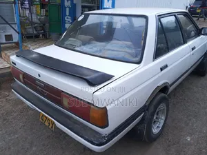 Nissan Sunny 1999 White