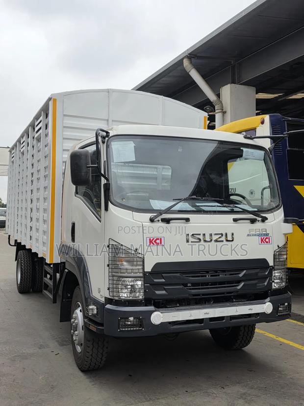 Isuzu FRR ( 12 Tonnes Lorry) - thumbnail 4