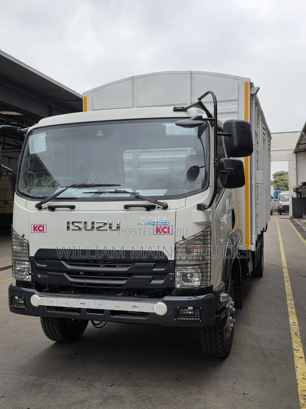 Isuzu FRR ( 12 Tonnes Lorry) - thumbnail 5