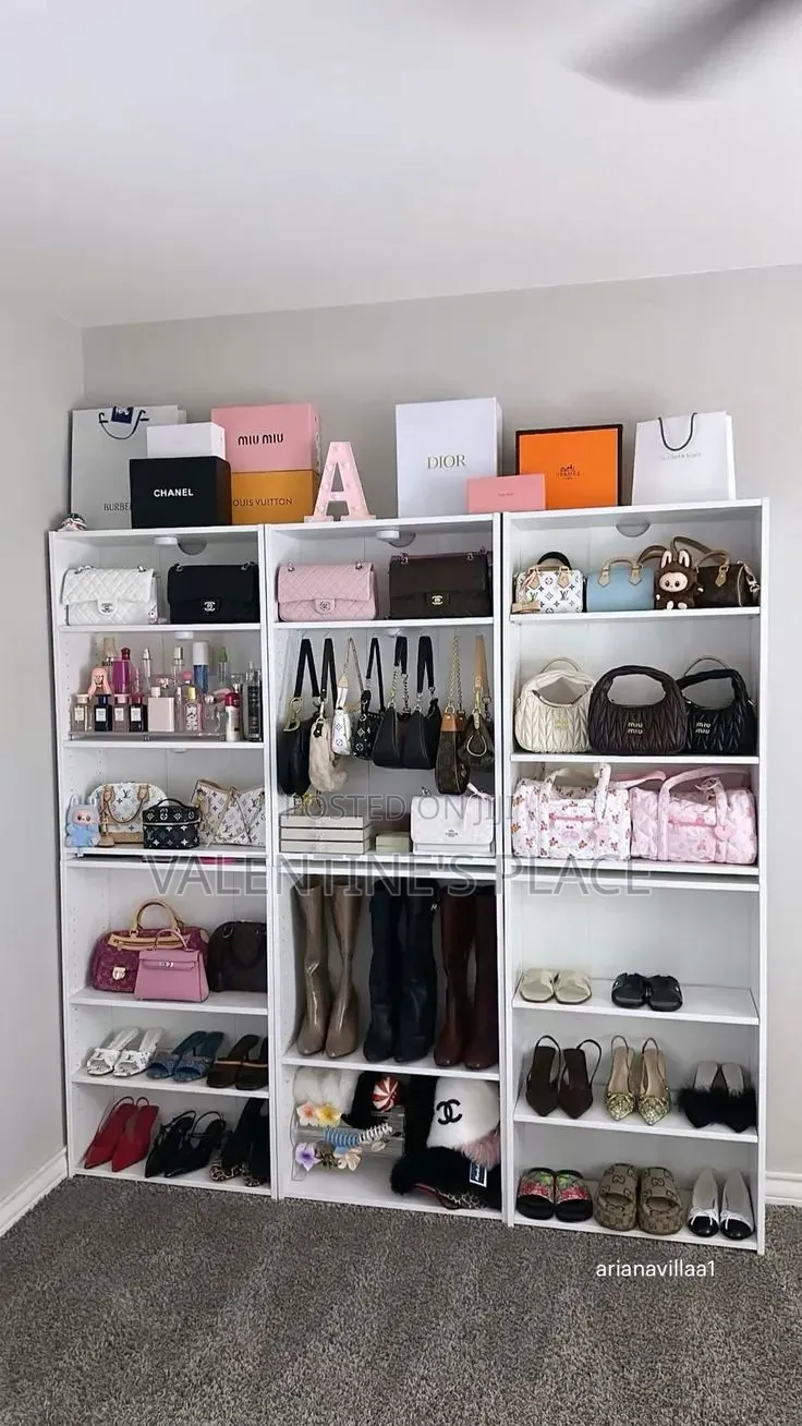 Cabinets Cabinets