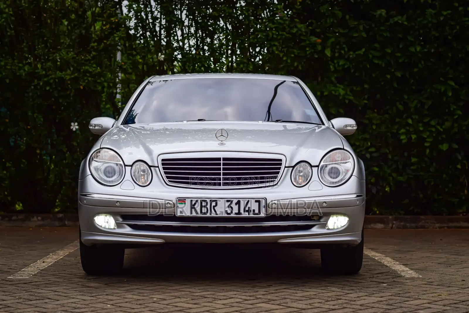 Mercedes-Benz E240 2004 Silver