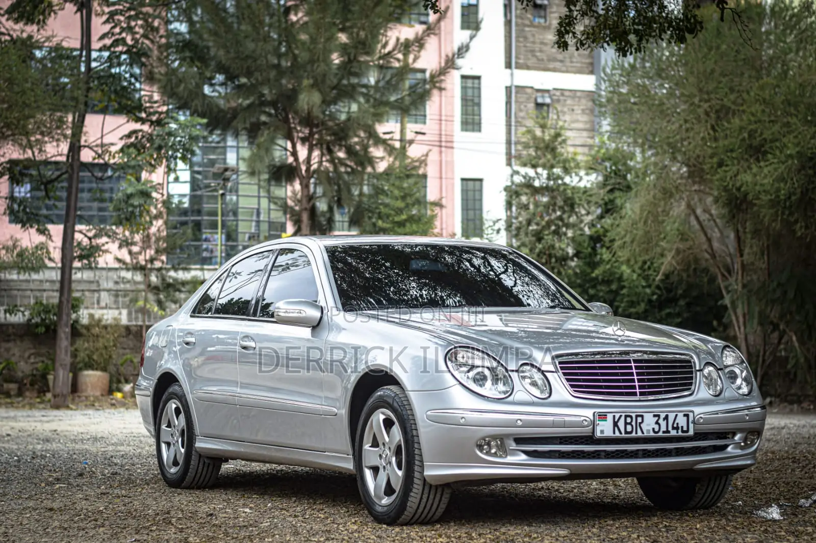 Mercedes-Benz E240 2004 Silver