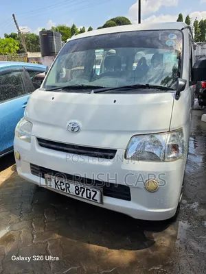 Toyota TownAce 2012 White