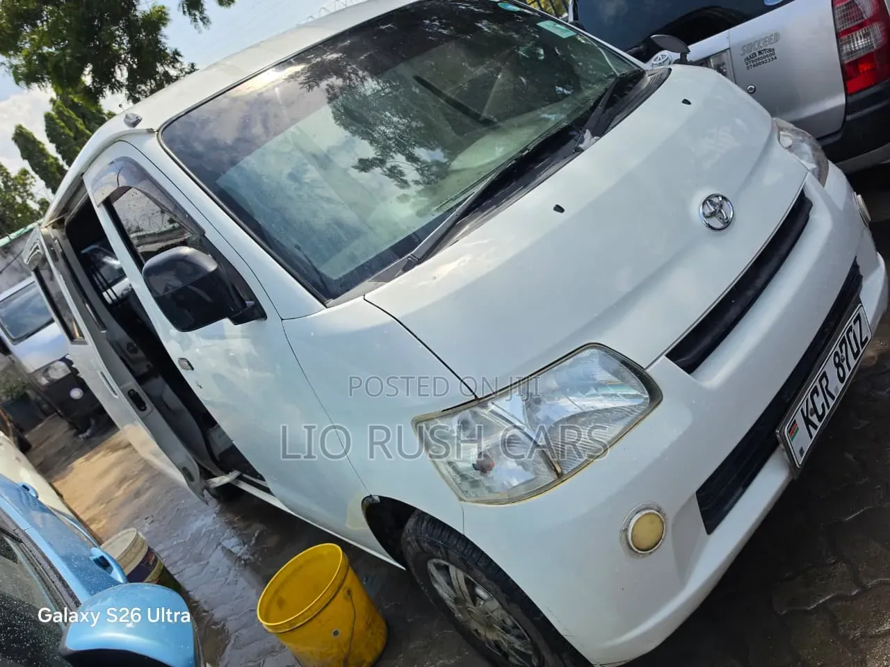 Toyota TownAce 2012 White