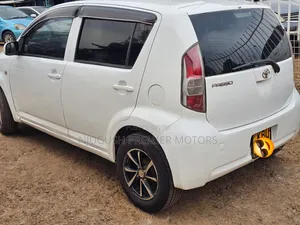 Toyota Passo 2006 White