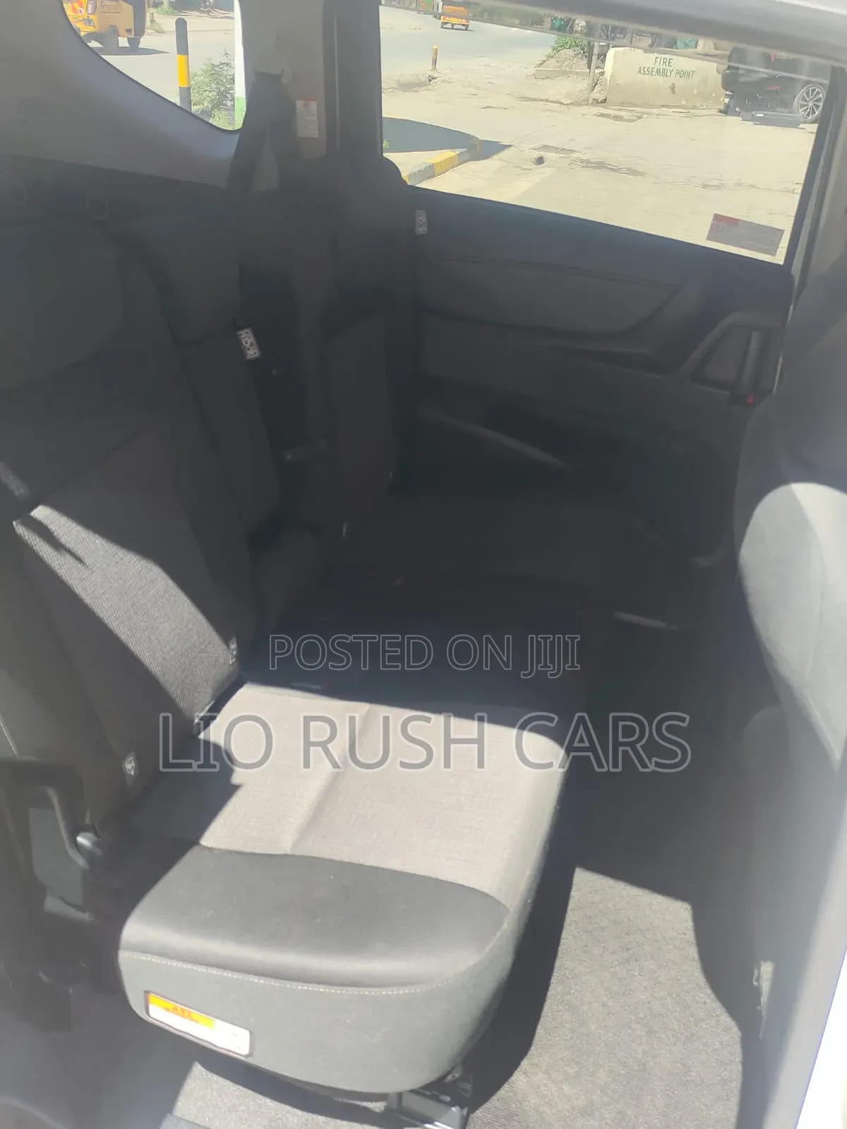 Toyota Sienta 2020 White