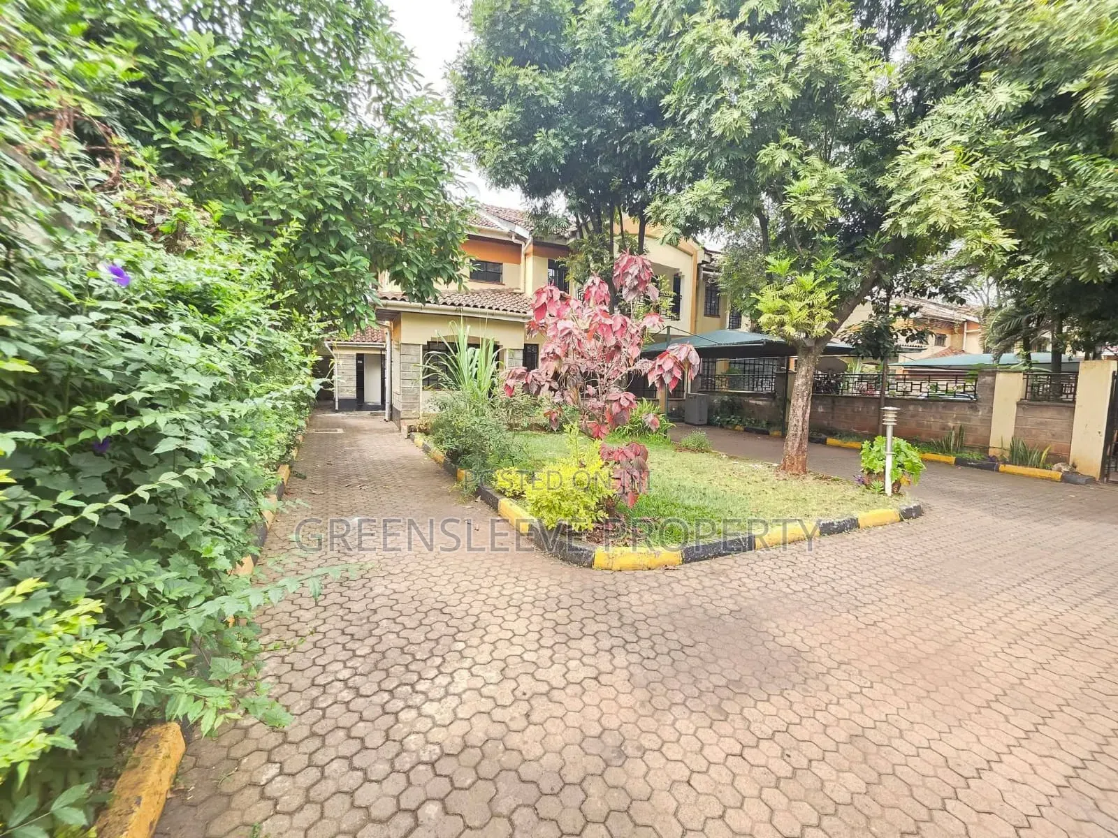 5bdrm House in Livingston, Muthangari for rent