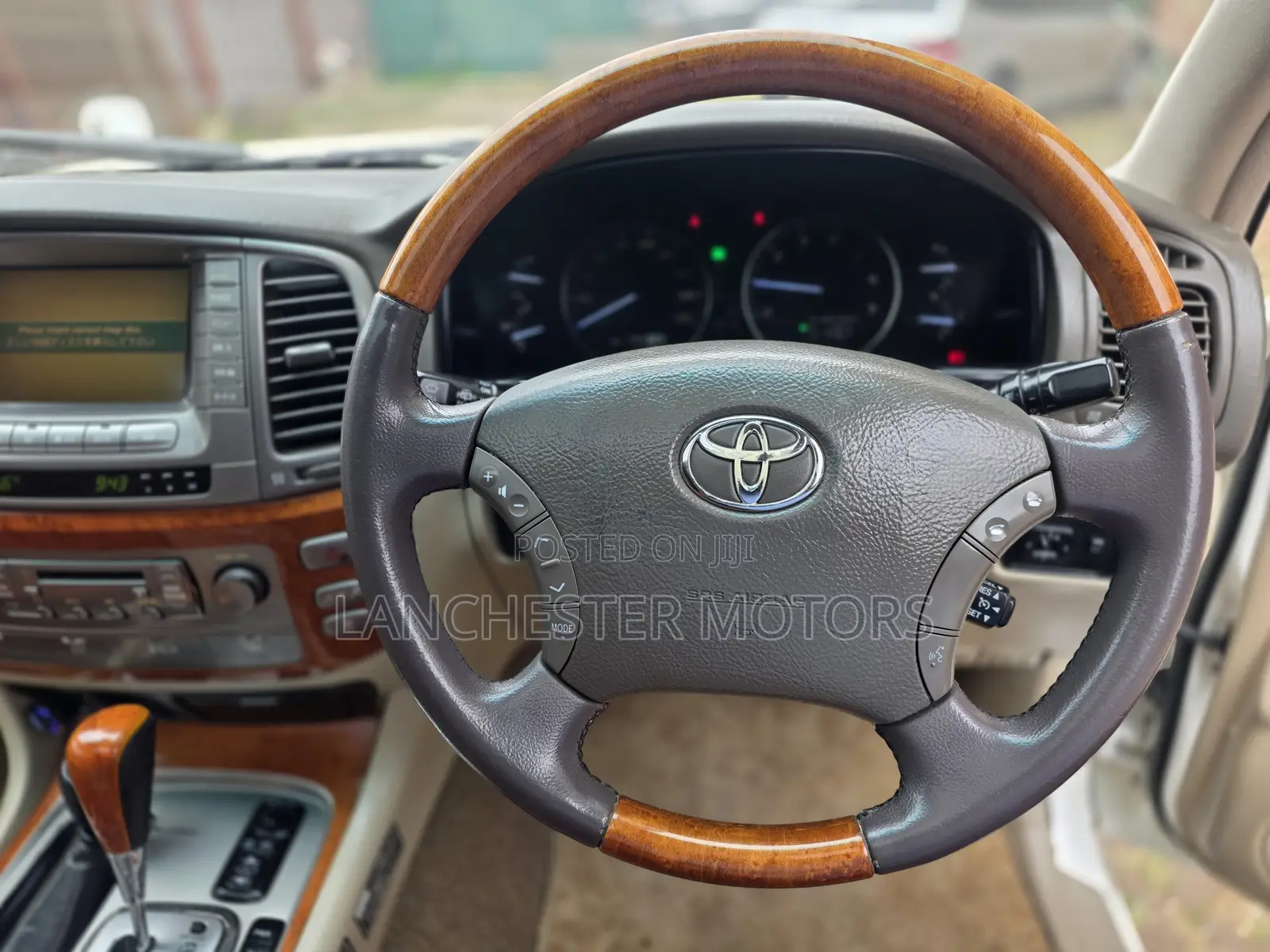 Toyota Land Cruiser Cygnus 4.7 2005 White