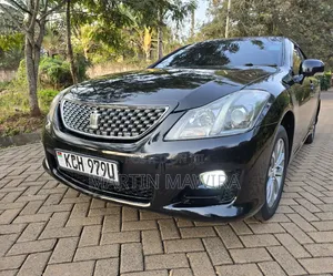 Toyota Crown 2009 Black