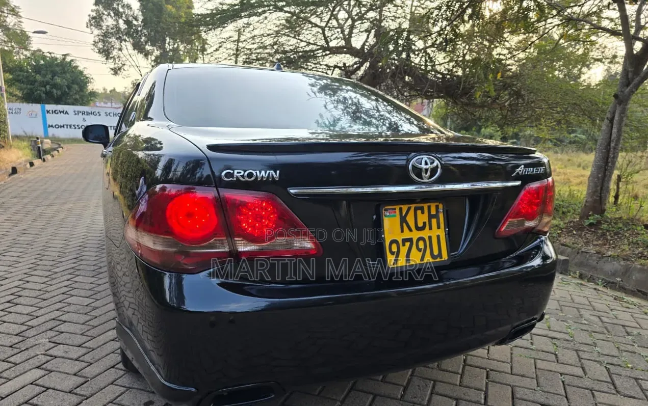 Toyota Crown 2009 Black