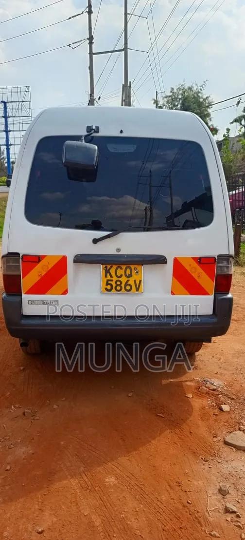 Mazda Bongo 2012 White - thumbnail 10