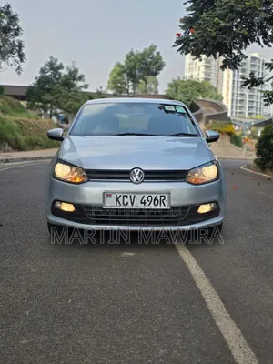 Volkswagen Polo 2019 Silver
