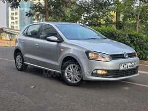 Volkswagen Polo 2019 Silver