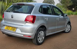 Volkswagen Polo 2019 Silver