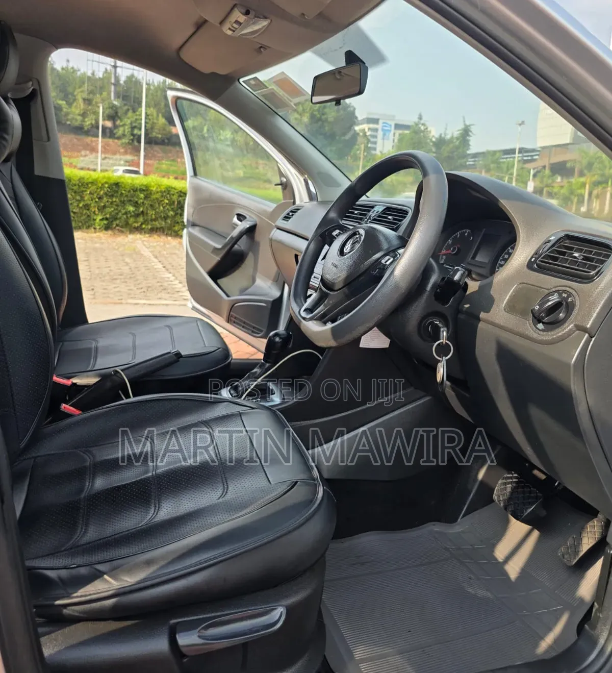 Volkswagen Polo 2019 Silver
