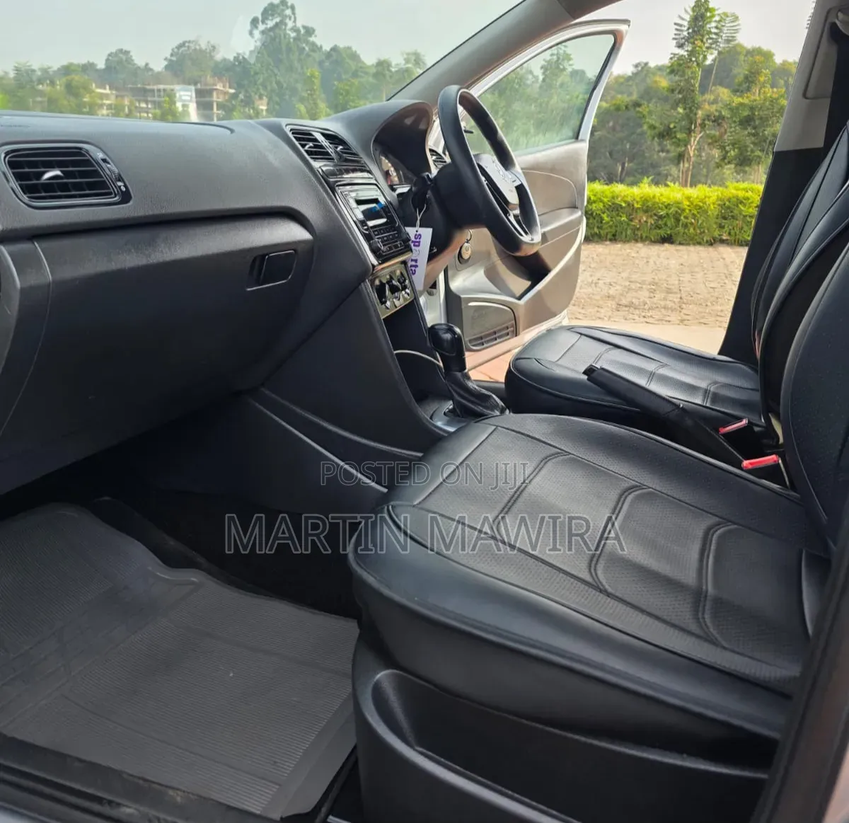Volkswagen Polo 2019 Silver