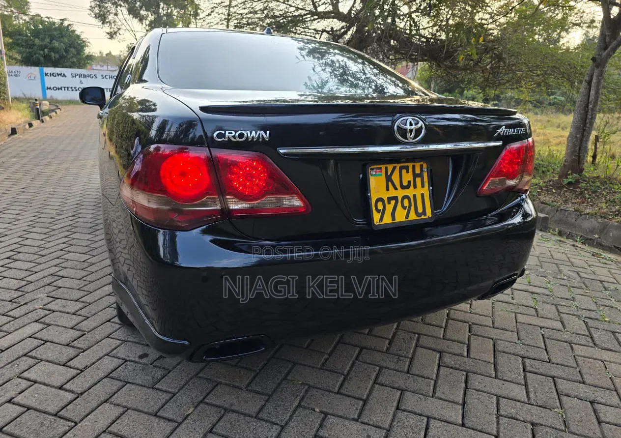Toyota Crown 2009 Black