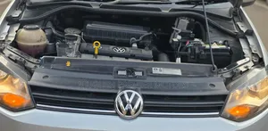 Volkswagen Polo 2019 Silver