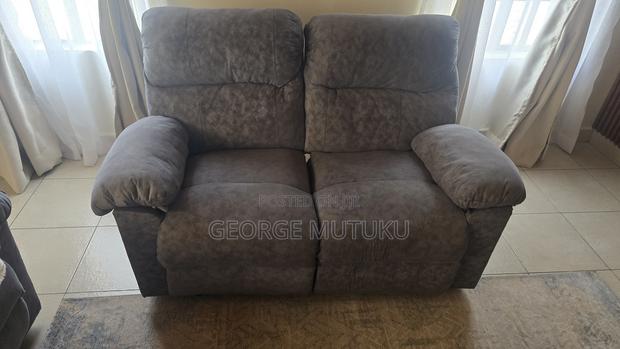 Recliner Seat
