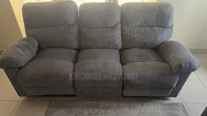 Recliner Seat