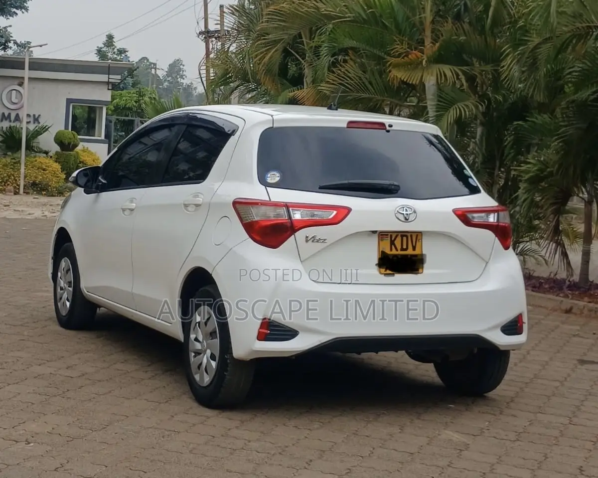 Toyota Vitz 2018 White