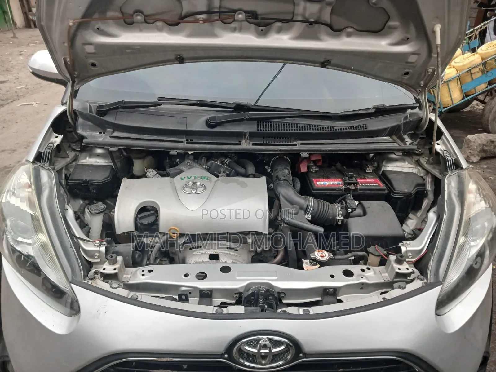 Toyota Sienta 2017 Silver