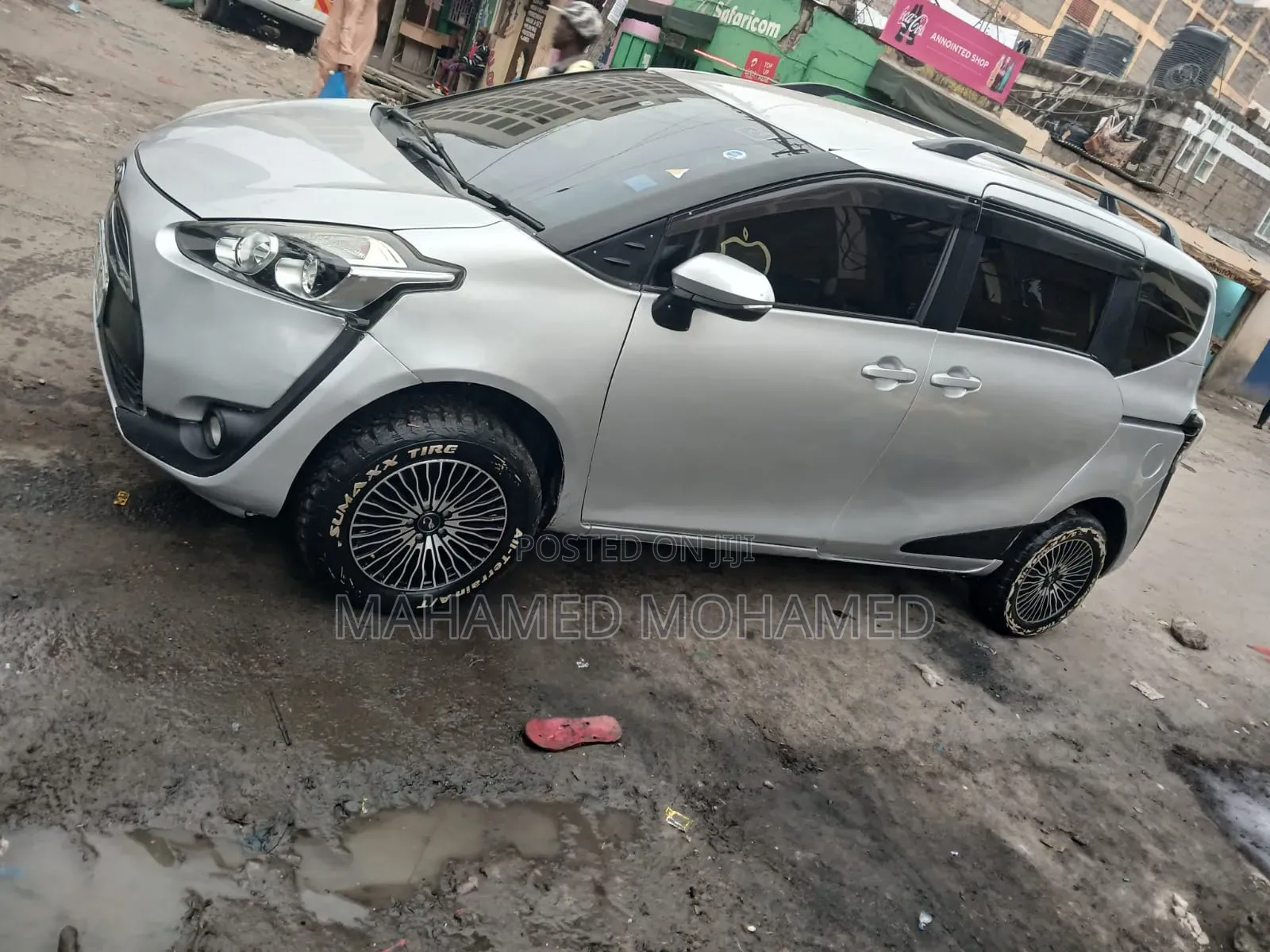 Toyota Sienta 2017 Silver