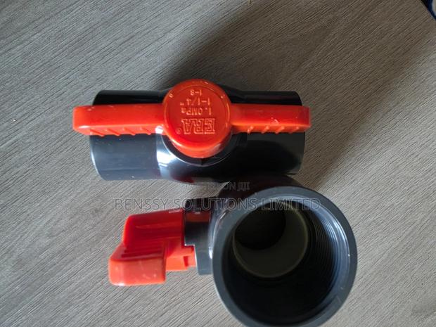 PVC Ballcork 40MM Threaded - main view
