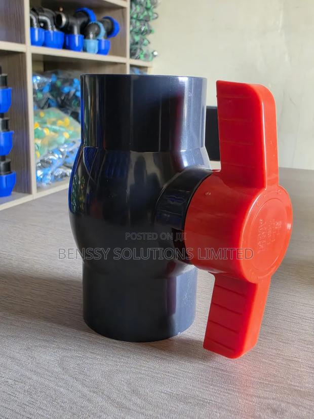 PVC Ballcork 50MM Threaded
