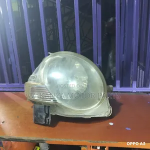 Toyota Sienta Model 2005/06 Non Xenon Headlamp, Ex Japan Motor Parts