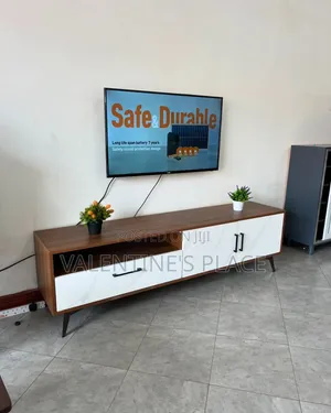 5FT Wooden TV Stand – Modern Design With Storage