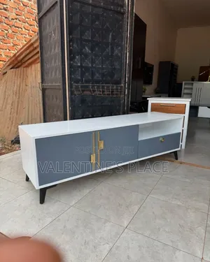 Modern 5FT Entertainment Unit – Sleek TV Stand