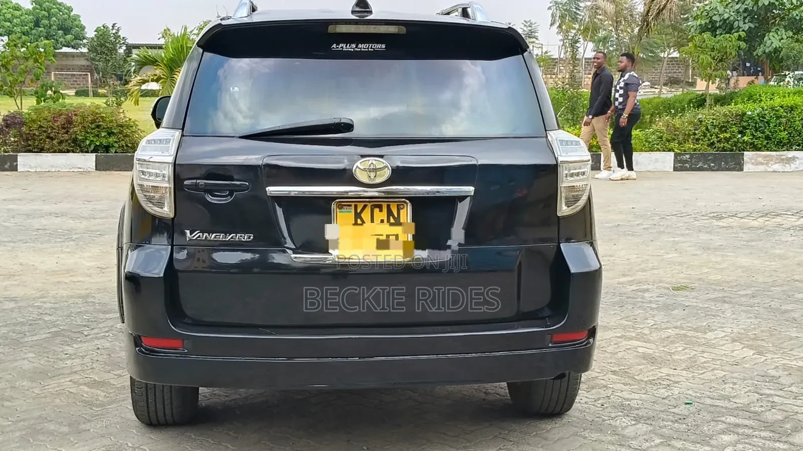 Toyota Vanguard 2010 Black