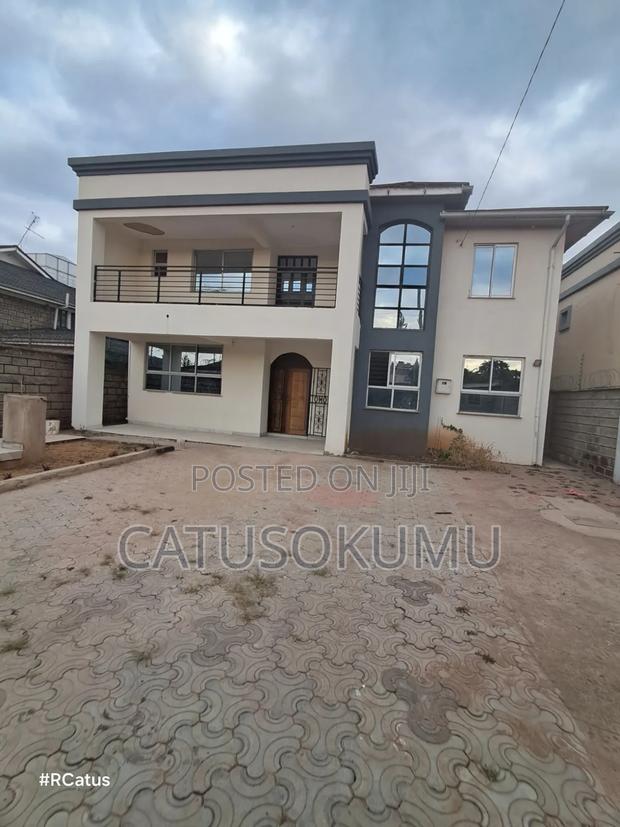 5bdrm Maisonette in Syokimau, Gateway Mall Area for rent
