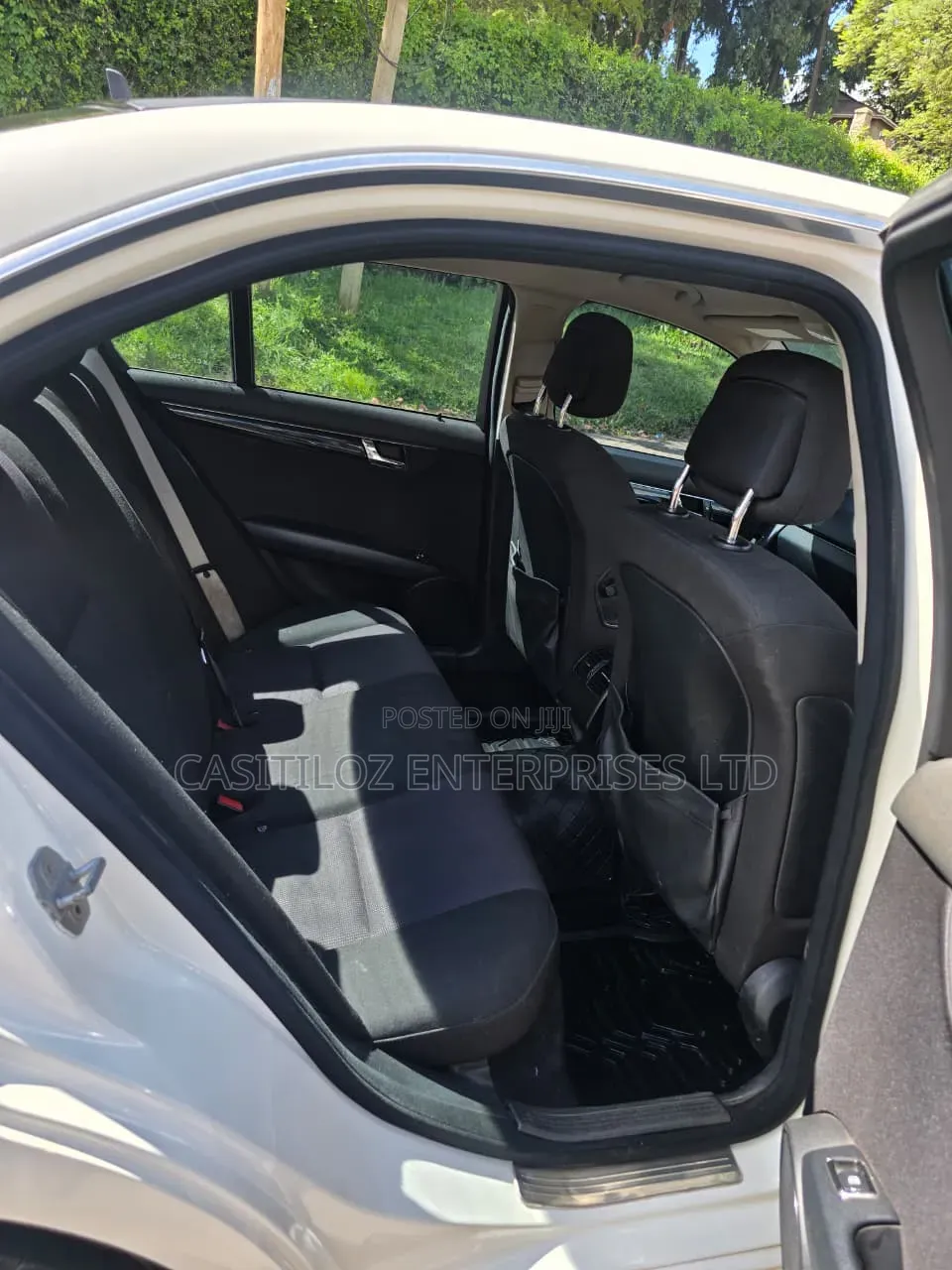Mercedes-Benz C200 2011 White
