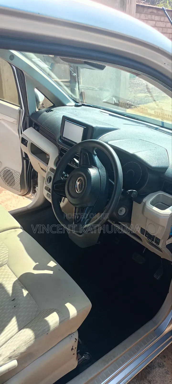 Daihatsu Move 2018 Silver