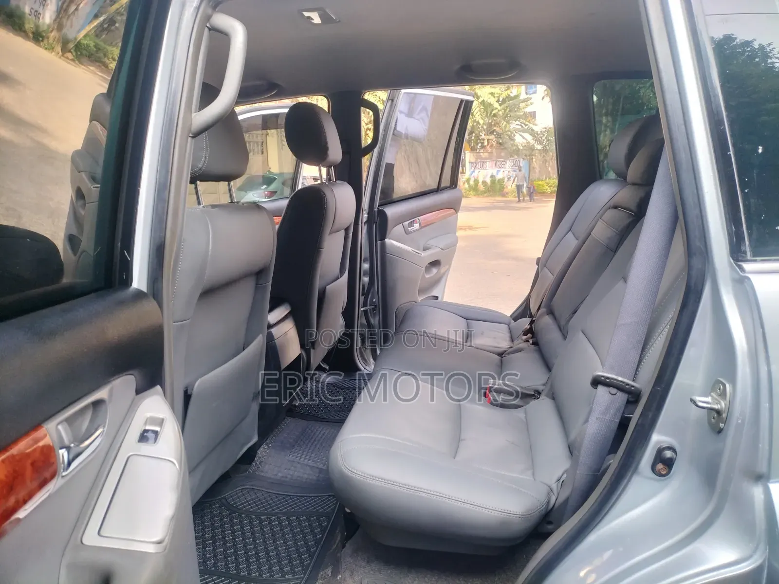 Toyota Land Cruiser Prado 2006 Gray