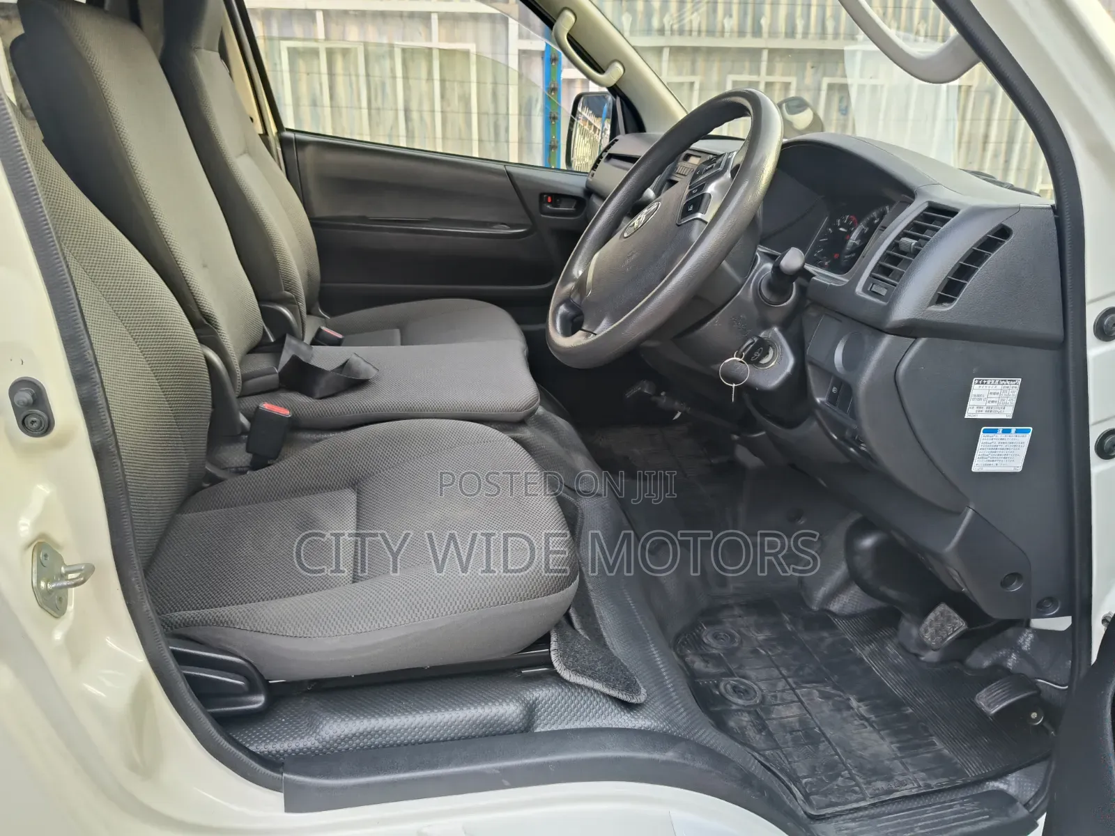 Toyota HiAce 2020 White