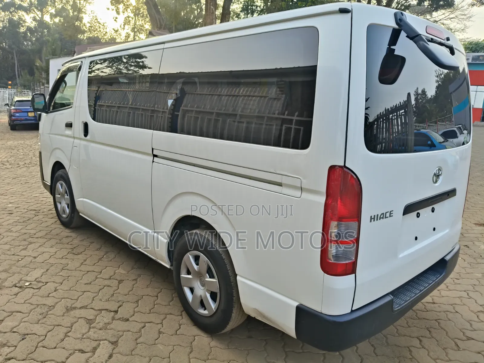 Toyota HiAce 2020 White
