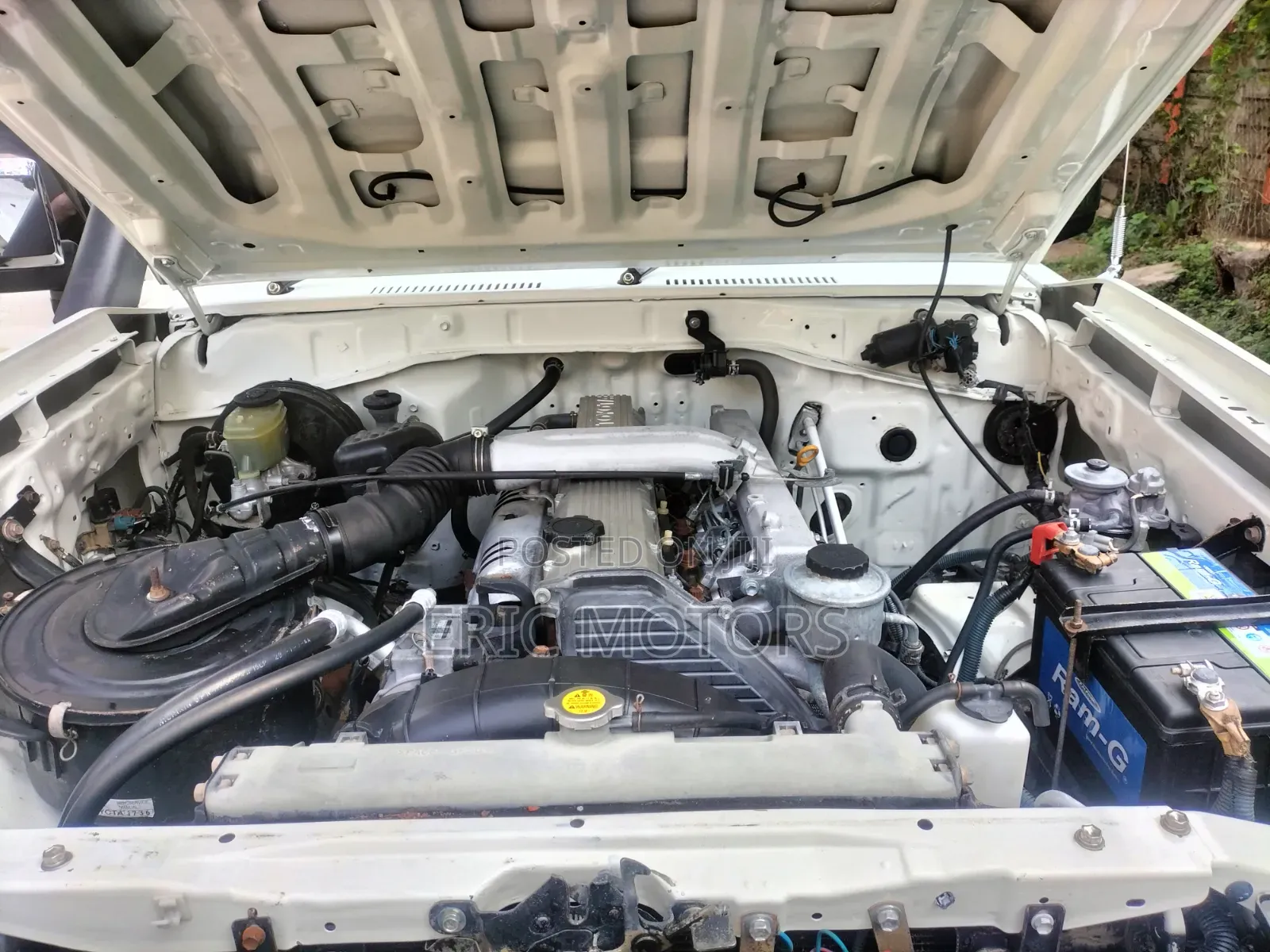 Toyota Land Cruiser 2008 White