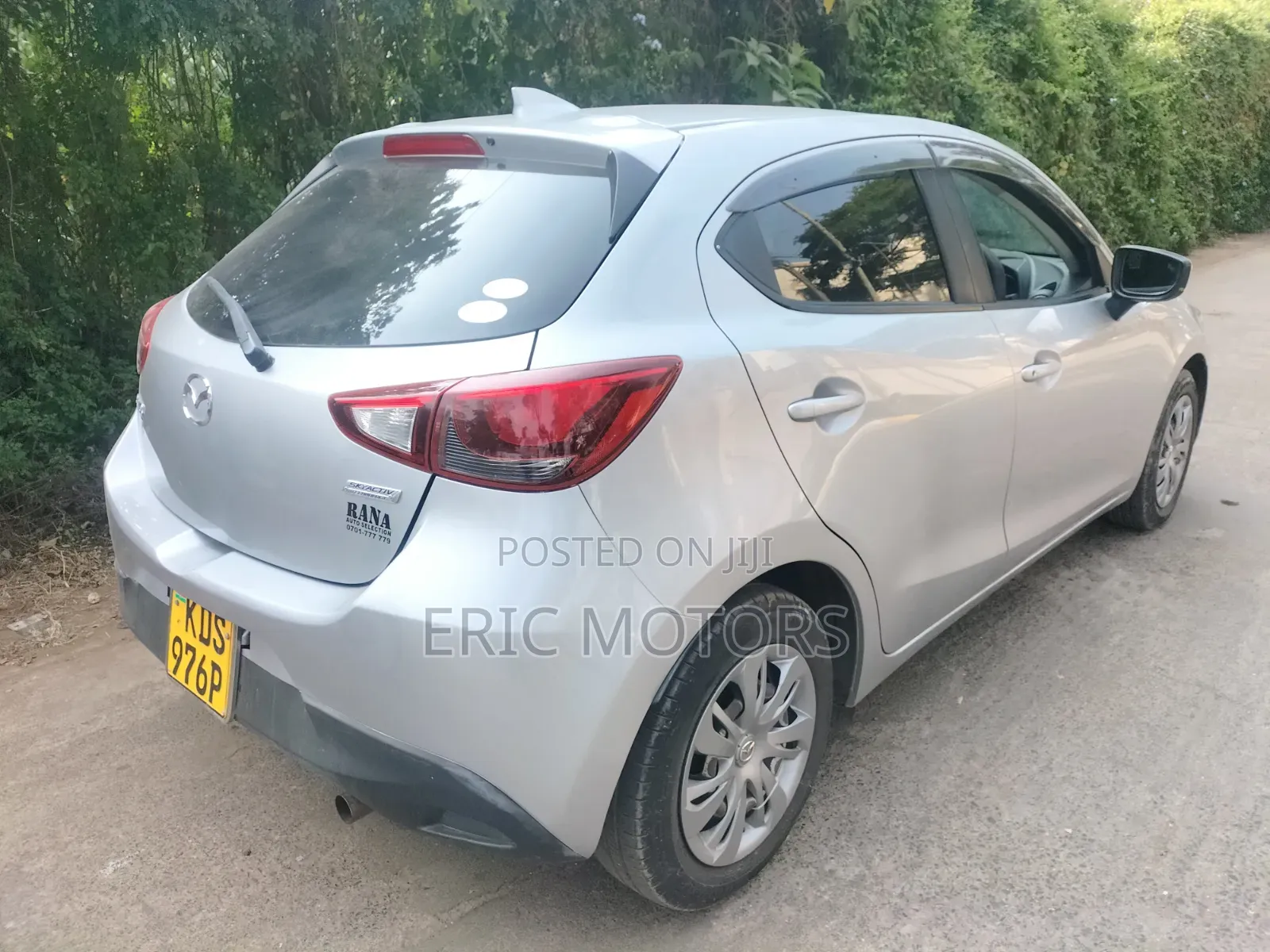 Mazda Demio 2017 Silver