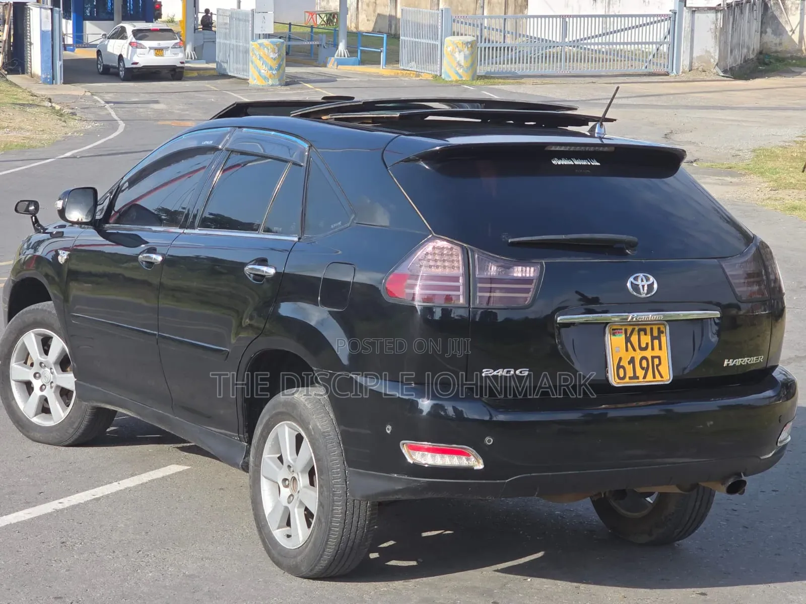 Toyota Harrier 2010 Black