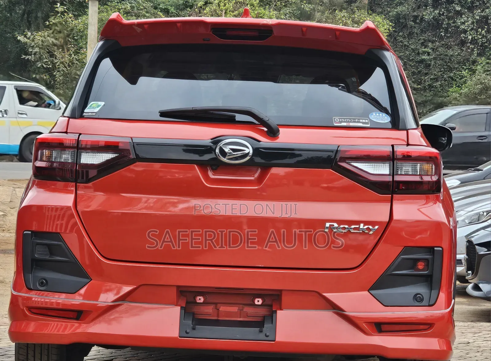 Daihatsu Rocky 2020 Red