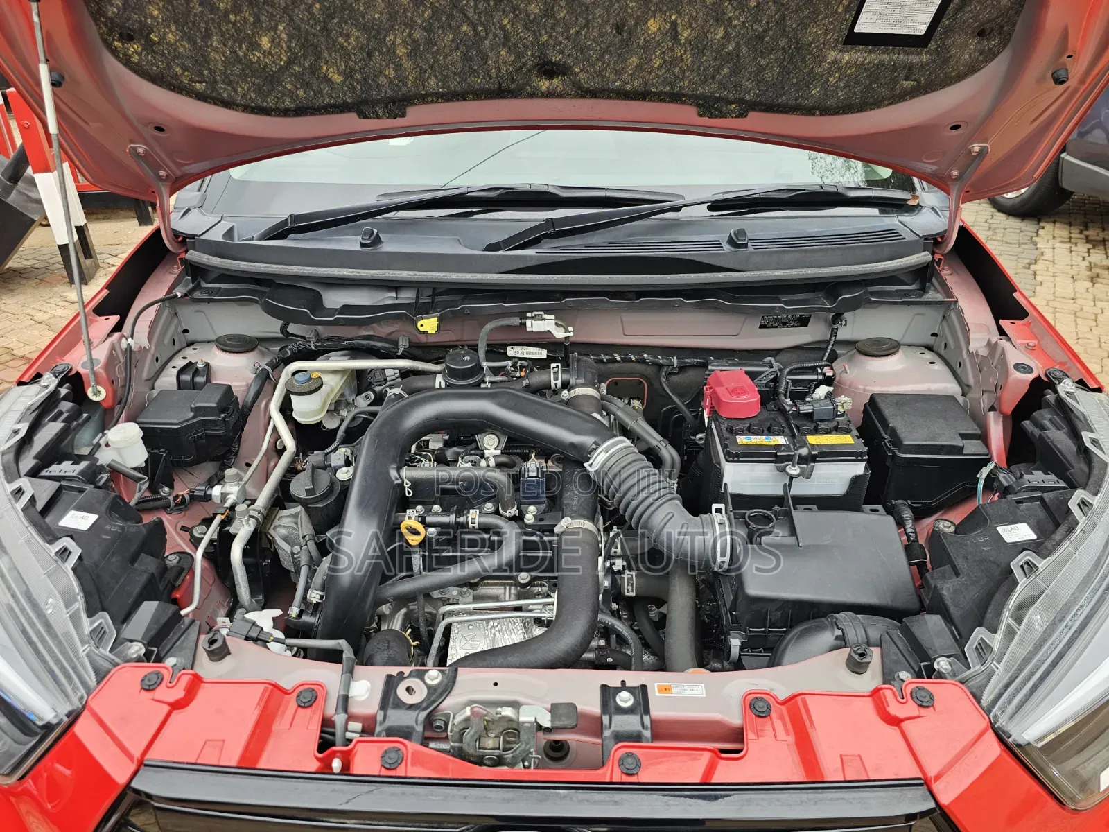 Daihatsu Rocky 2020 Red