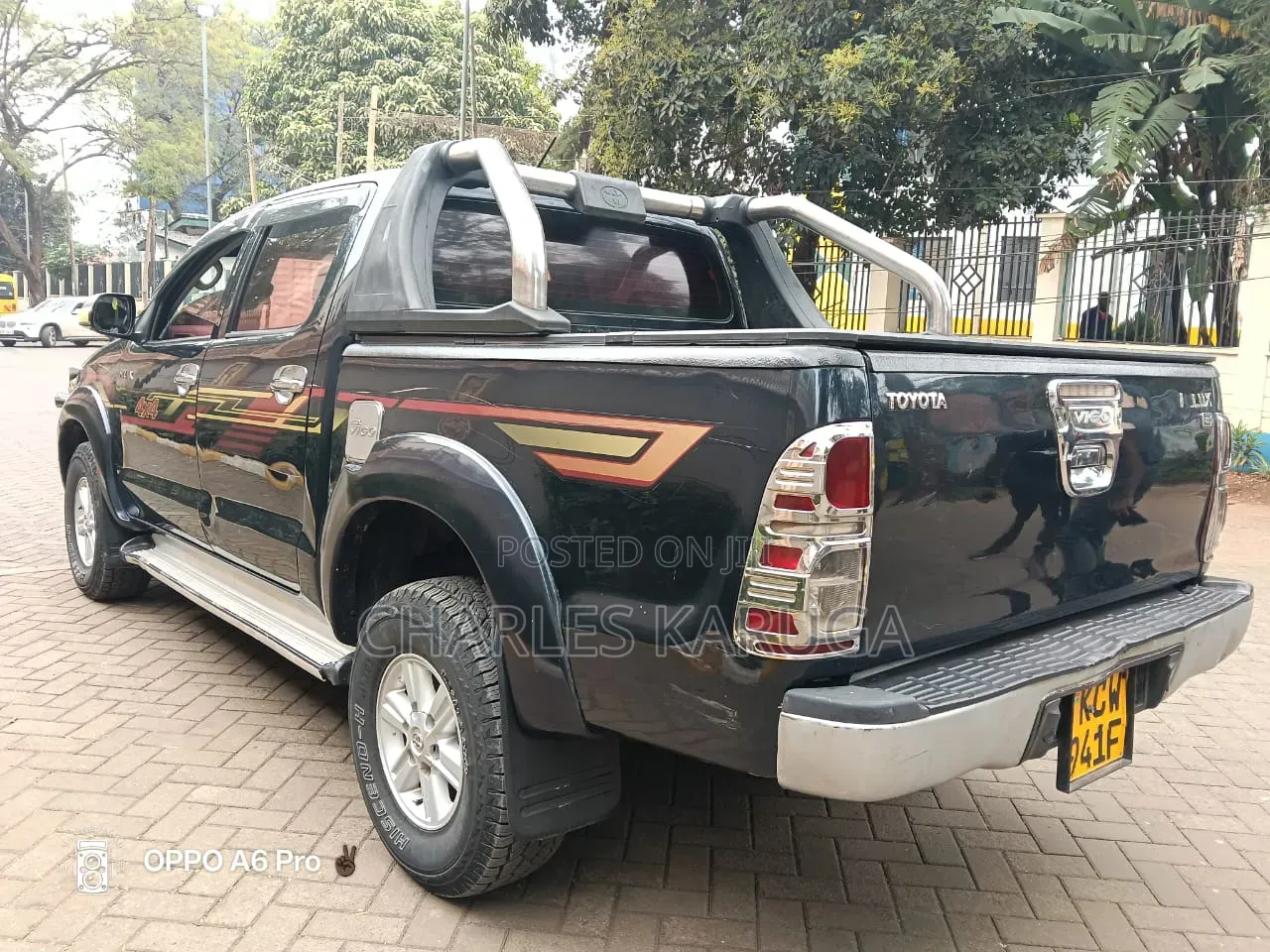 Toyota Hilux 2012 Green