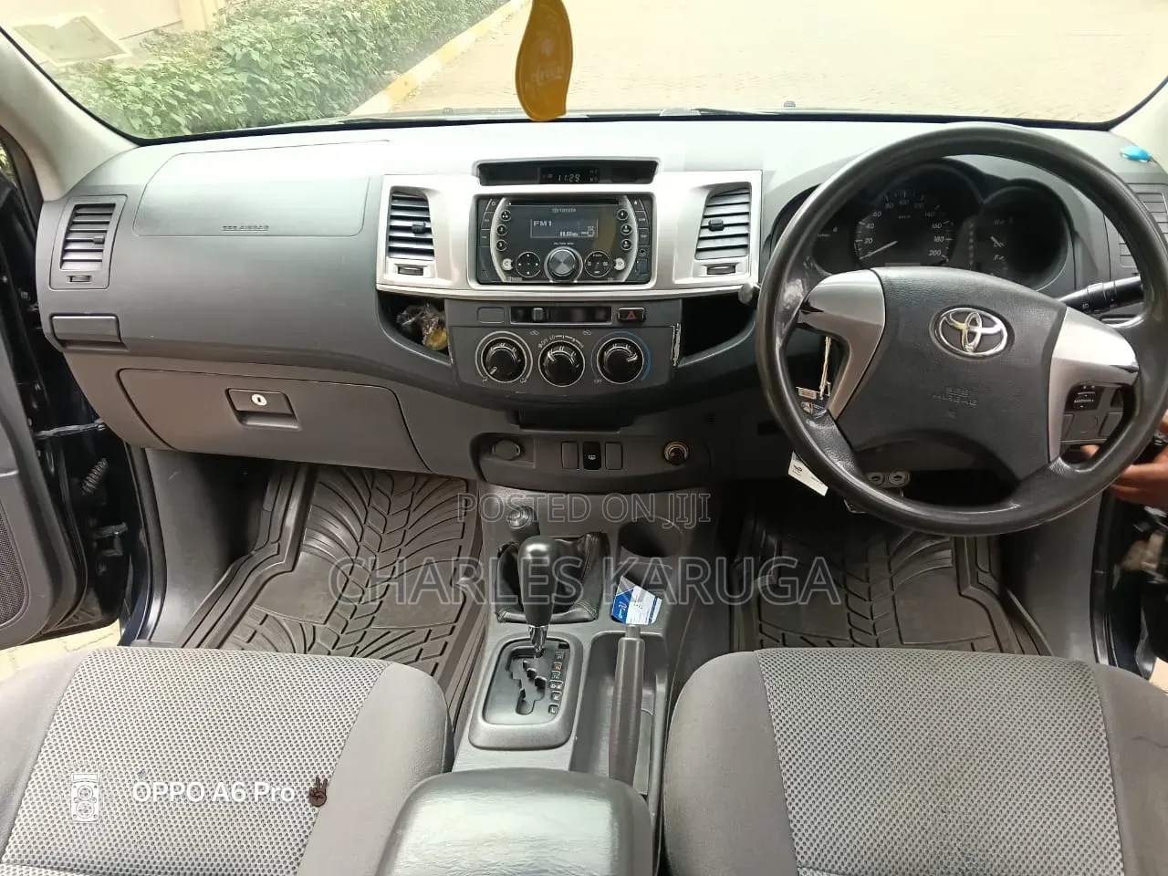 Toyota Hilux 2012 Green