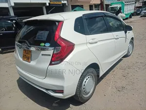 Honda Fit 2018 Pearl